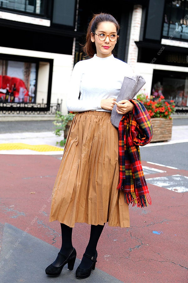 アコーディオンスカートミモレ丈「coca」4,990円（税込）／画像提供：coca