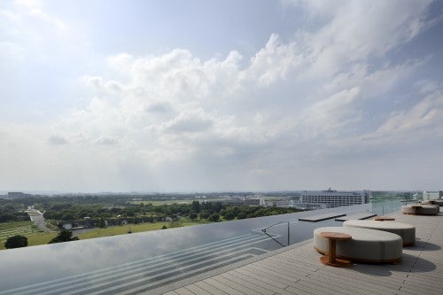 インフィニティプール／画像提供：立飛ホスピタリティマネジメント