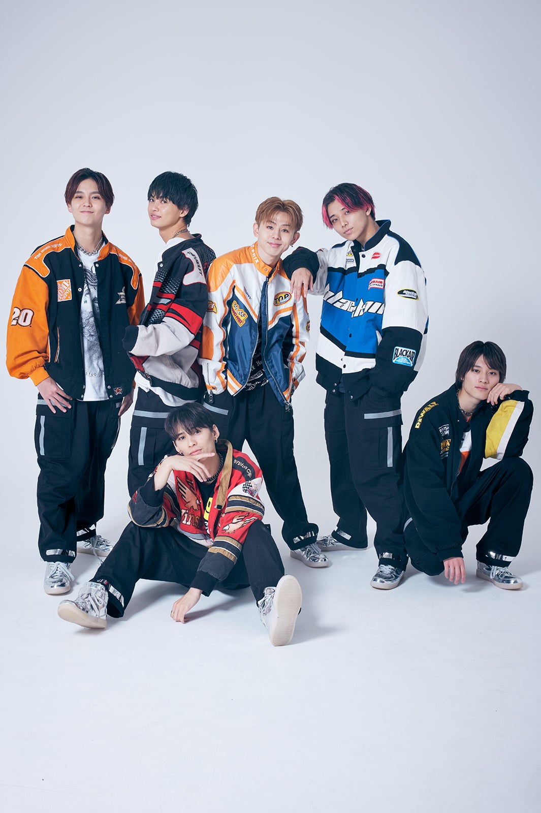 ONE N' ONLY（左から）REI、NAOYA、TETTA、HAYATO、EIKU、KENSHIN／「モデルプレスカウントダウンマガジンvol.4」（東京ニュース通信社）