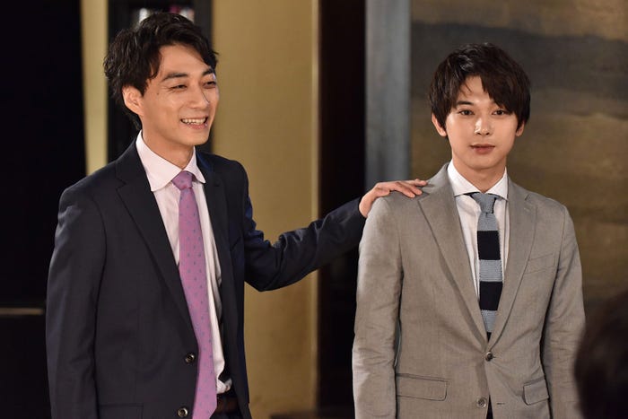 渋谷謙人・吉沢亮/「サバイバル・ウェディング」第4話より(C)日本テレビ