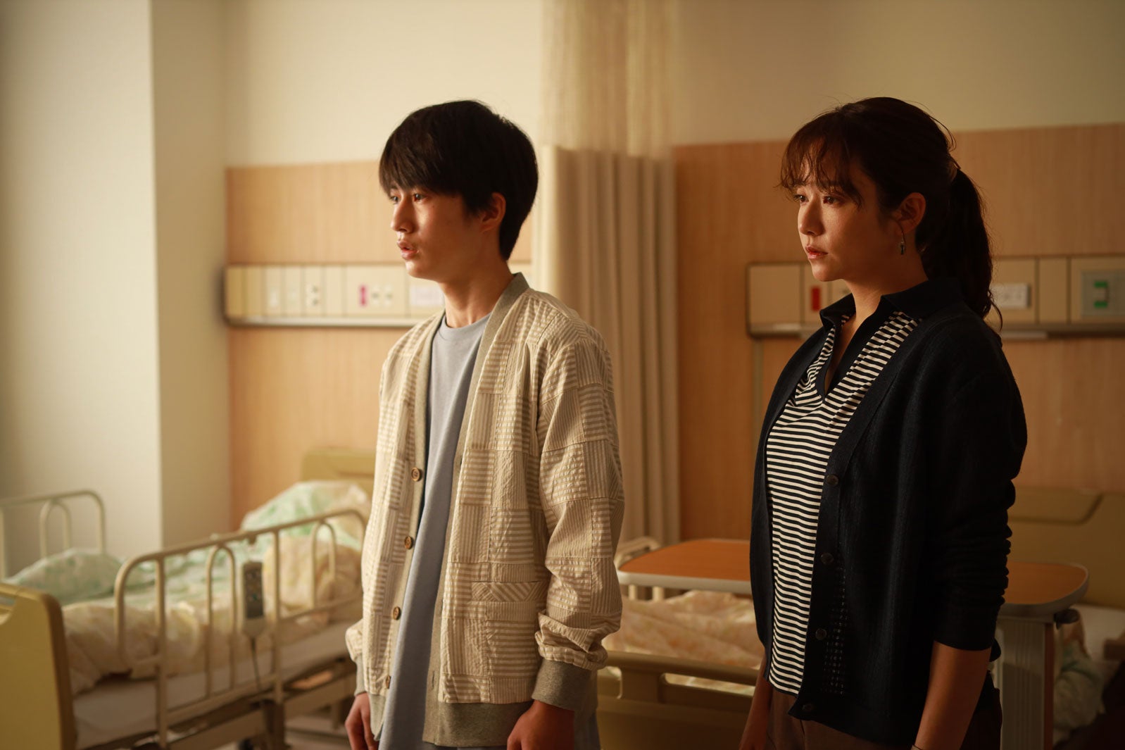 坂元愛登、木村文乃「スカイキャッスル」第4話より（C）テレビ朝日