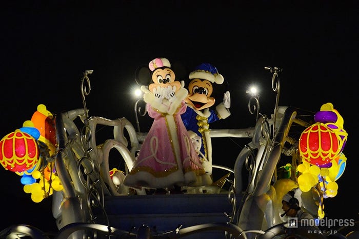 「カラー・オブ・クリスマス」ミニー、ミッキー