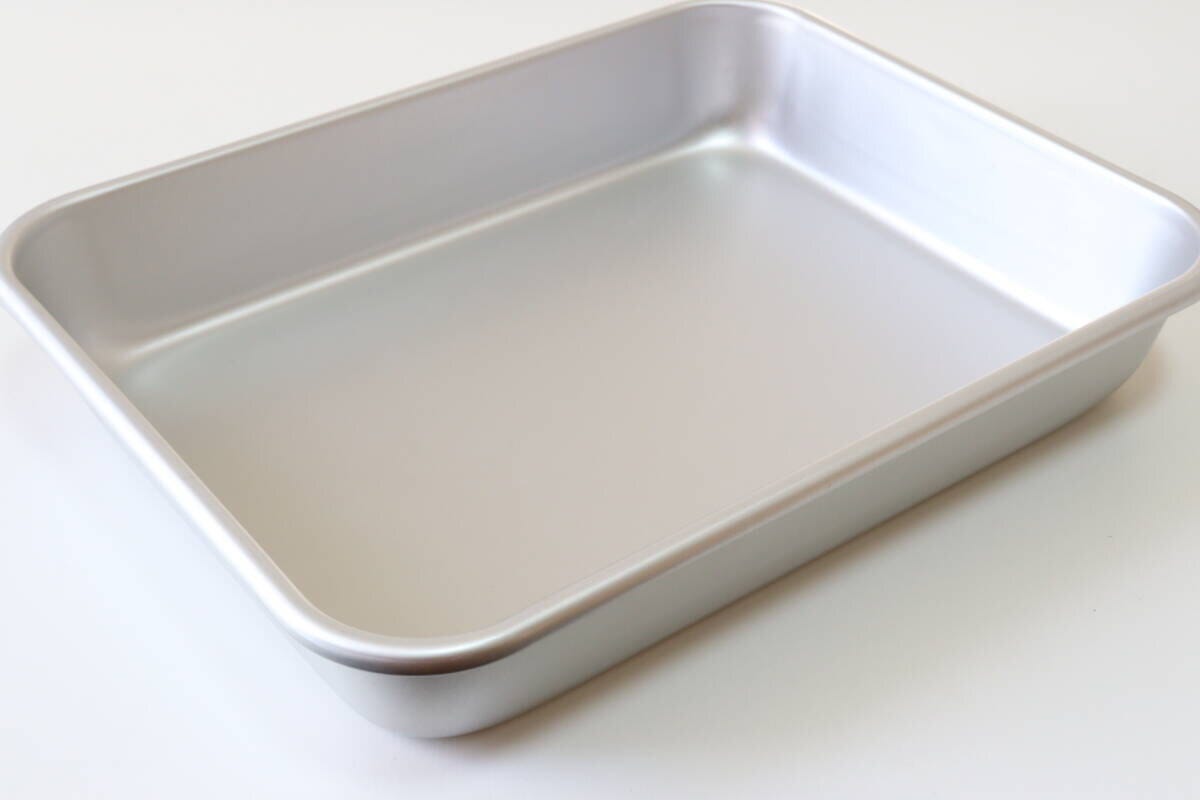 ダイソー　アルミトレー（26cm×20cm）