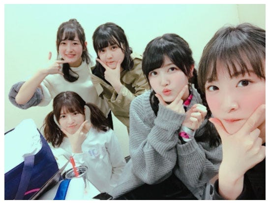 生駒里奈がメンバーと撮った写真/生駒里奈オフィシャルブログより