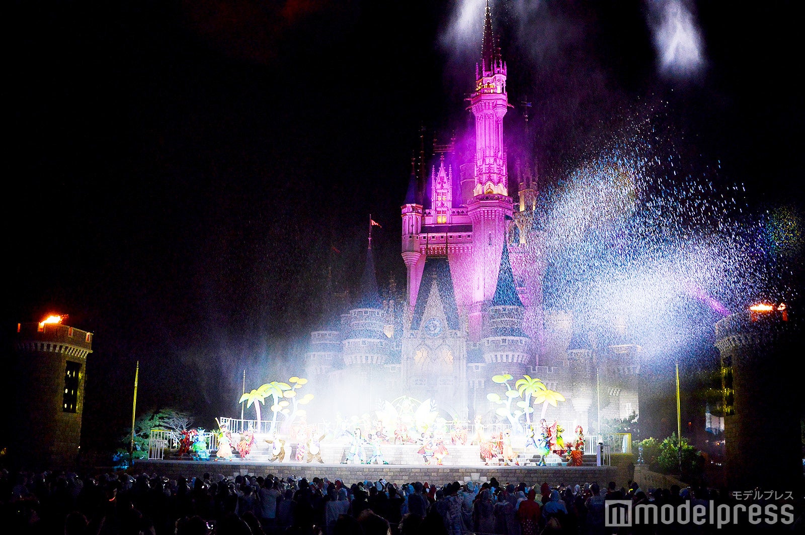 「オー！サマー・バンザイ！」（C）モデルプレス（C）Disney