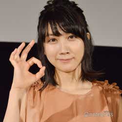 モデルプレス - 松本穂香、長編映画初主演作で「緊張」共演者に感謝<おいしい家族>
