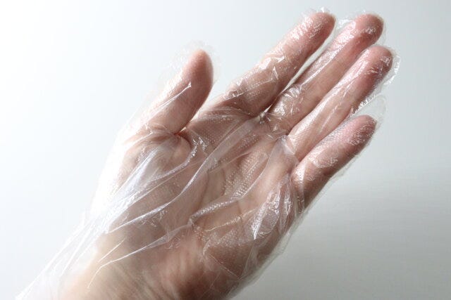 持ち運びやすいポリエチレン手袋