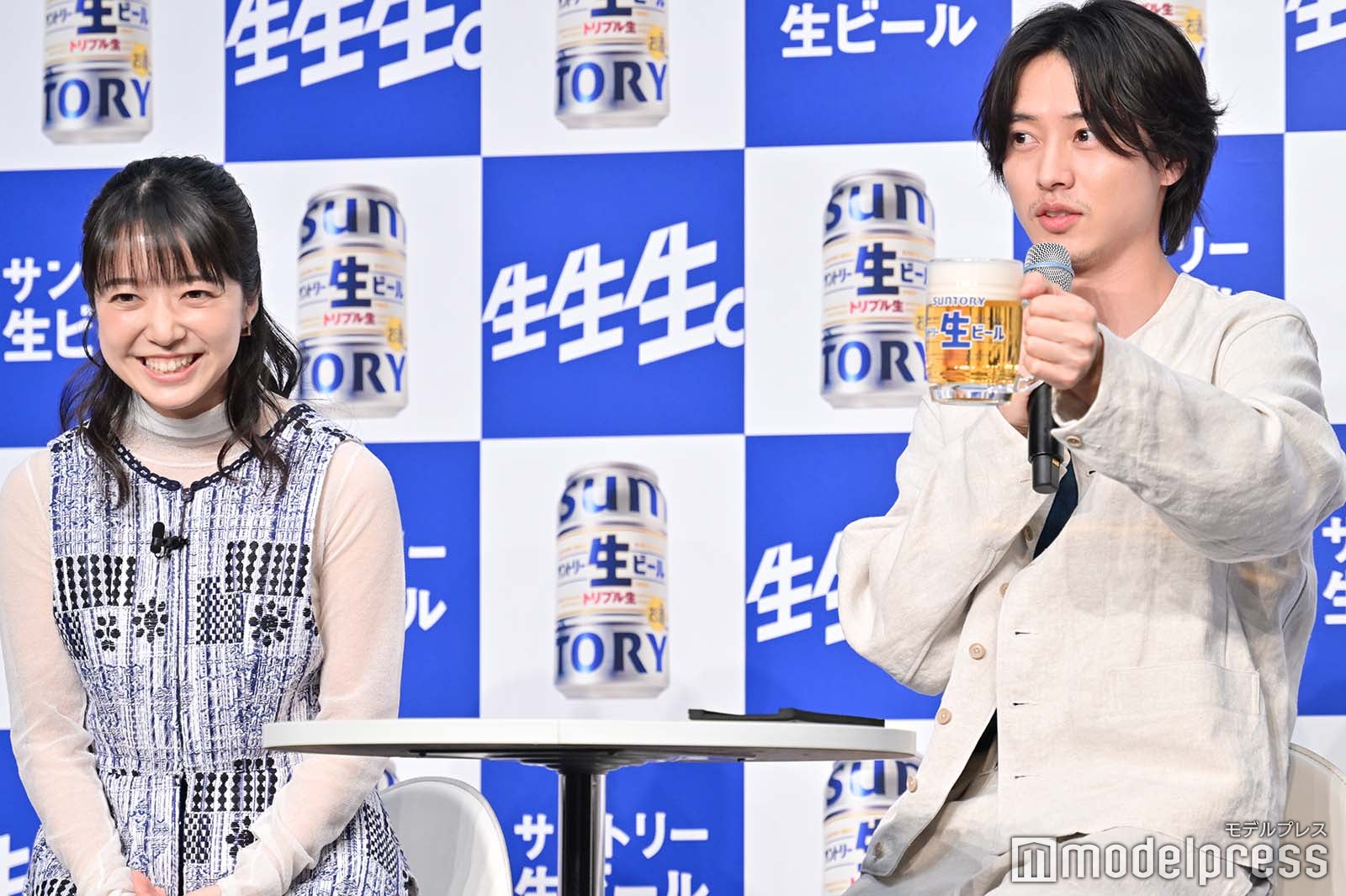 上白石萌音、山崎賢人（C）モデルプレス