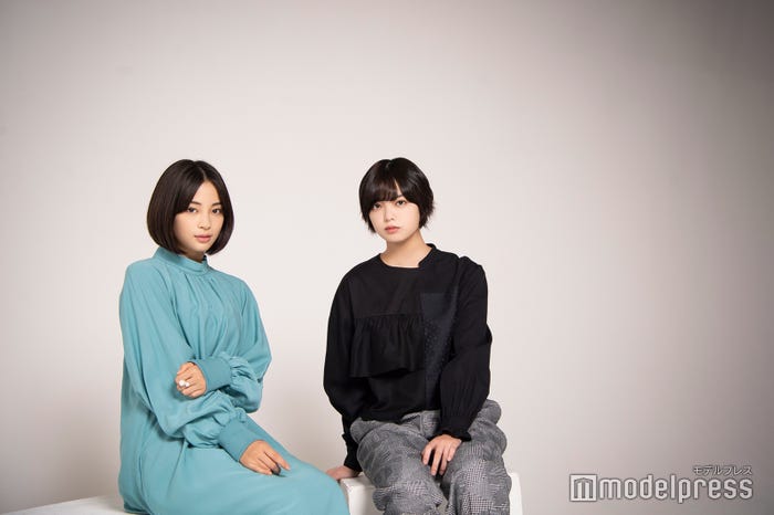 広瀬すず×平手友梨奈(C)モデルプレス