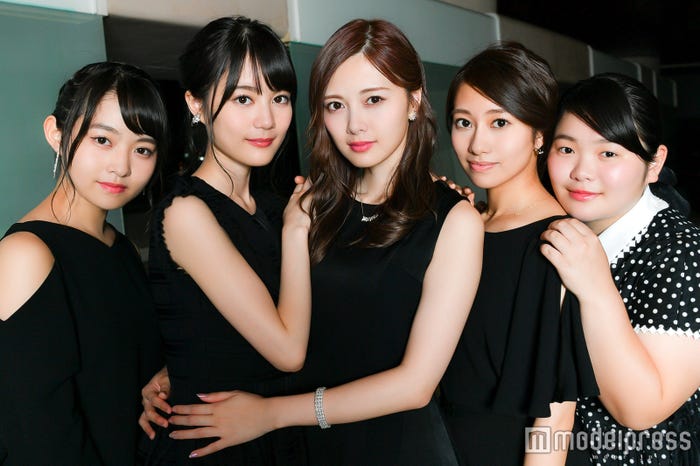 左から:伊藤万理華、生田絵梨花、白石麻衣、桜井玲香、富田望生(C)モデルプレス