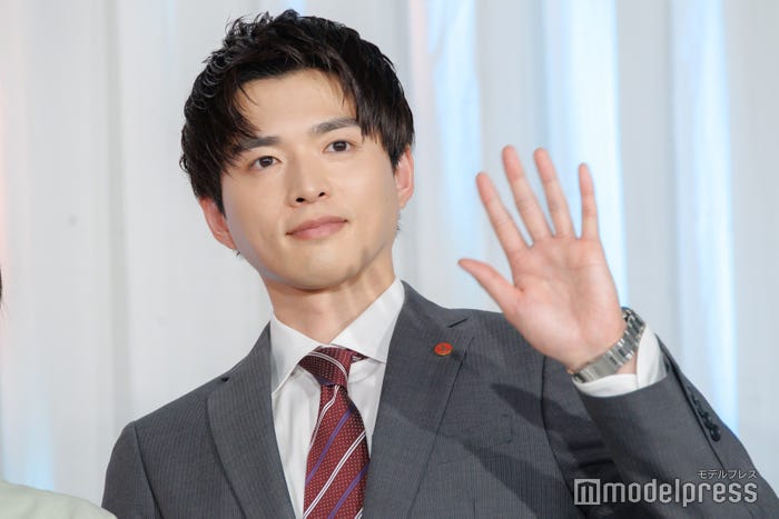 白洲迅(C)モデルプレス
