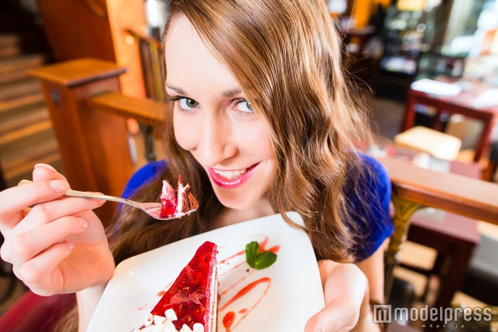 食べる姿が癒される 男性が好きになっちゃう もぐもぐ系女子 の実態5つ モデルプレス