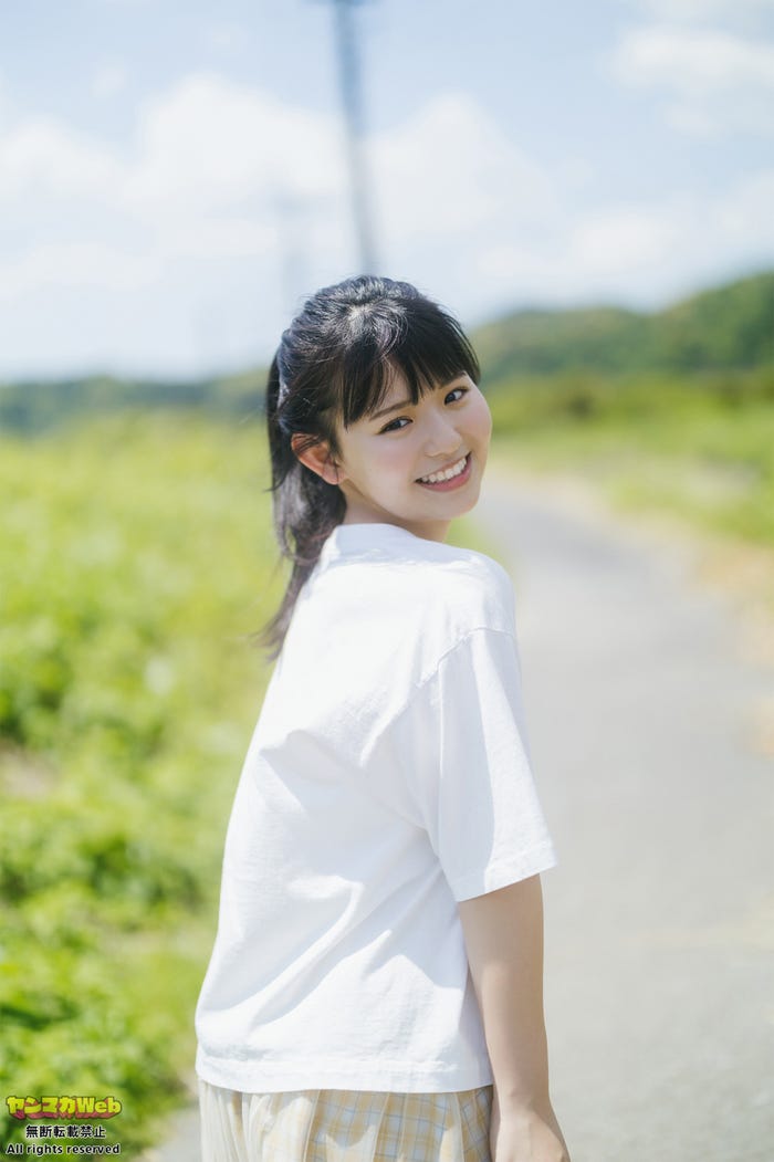 峯吉愛梨沙(C)藤本和典/ヤンマガWeb