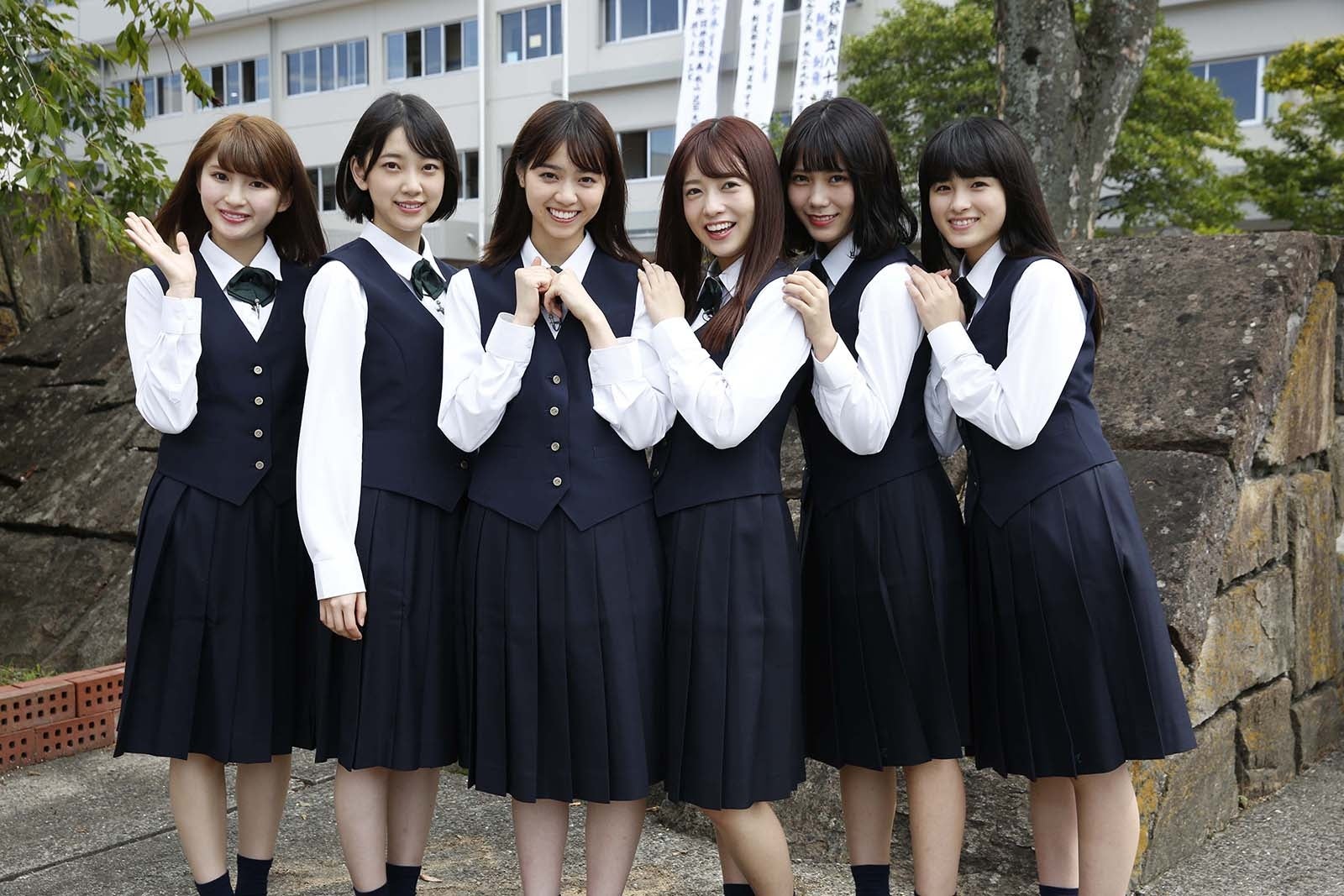 乃木坂46西野七瀬・堀未央奈らが“転校生”に　なぎなたVS剣道の真剣勝負も