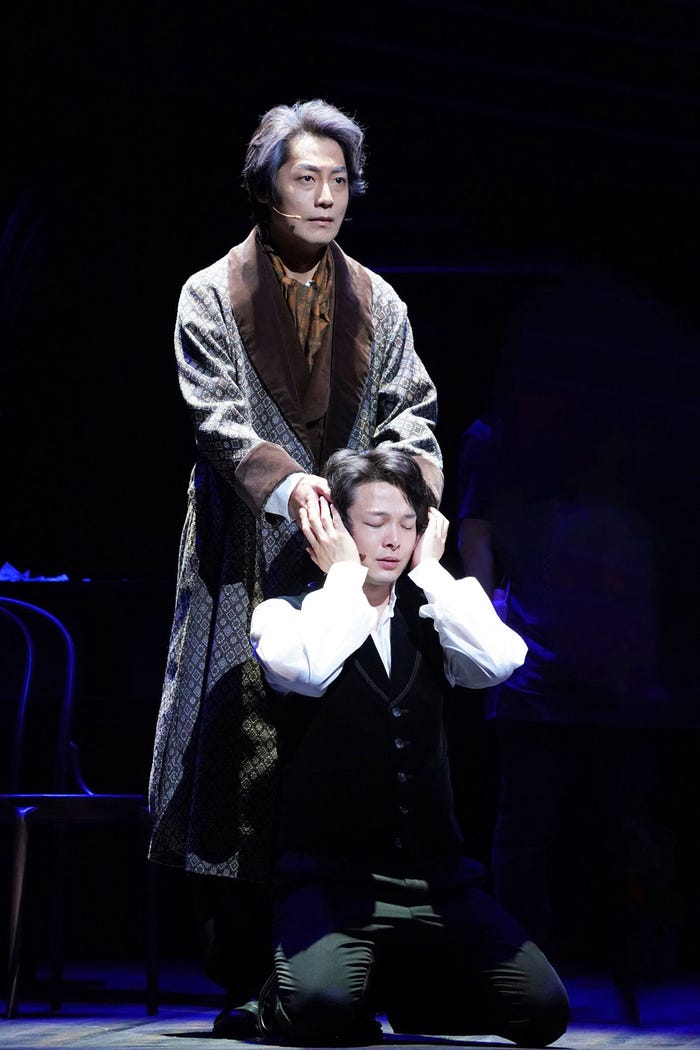 福士誠治、中村倫也/公開ゲネプロより(C)MUSICAL「ルードヴィヒ~Beethoven The Piano~」製作委員会/岩田えり