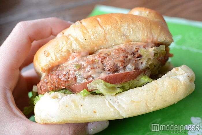 ボリューム満点(C)モデルプレス