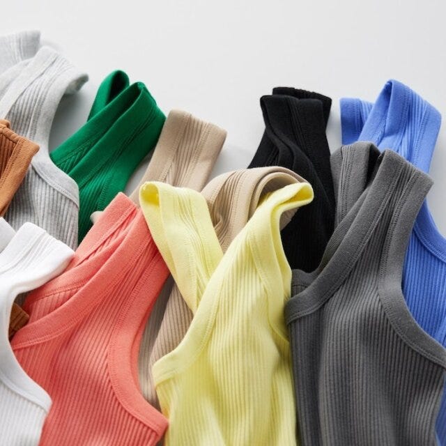 ユニクロ　キレイ色トップス　イロチ買い　リブタンクトップ　全色