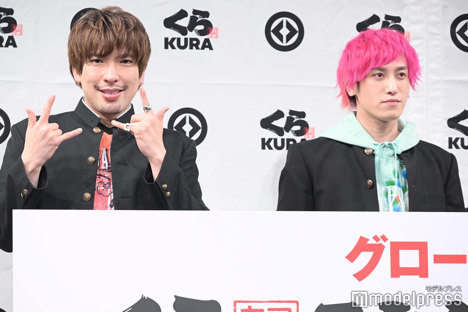 カメラ目線をし続けてくれるりんたろー。、兼近大樹 （C）モデルプレス