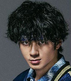 村山良樹(番長)/山田裕貴 (C)2019「HiGH&LOW THE WORST」製作委員会 原作:高橋ヒロシ(※「高」は正式には「はしごだか」)(秋田書店) HI-AX