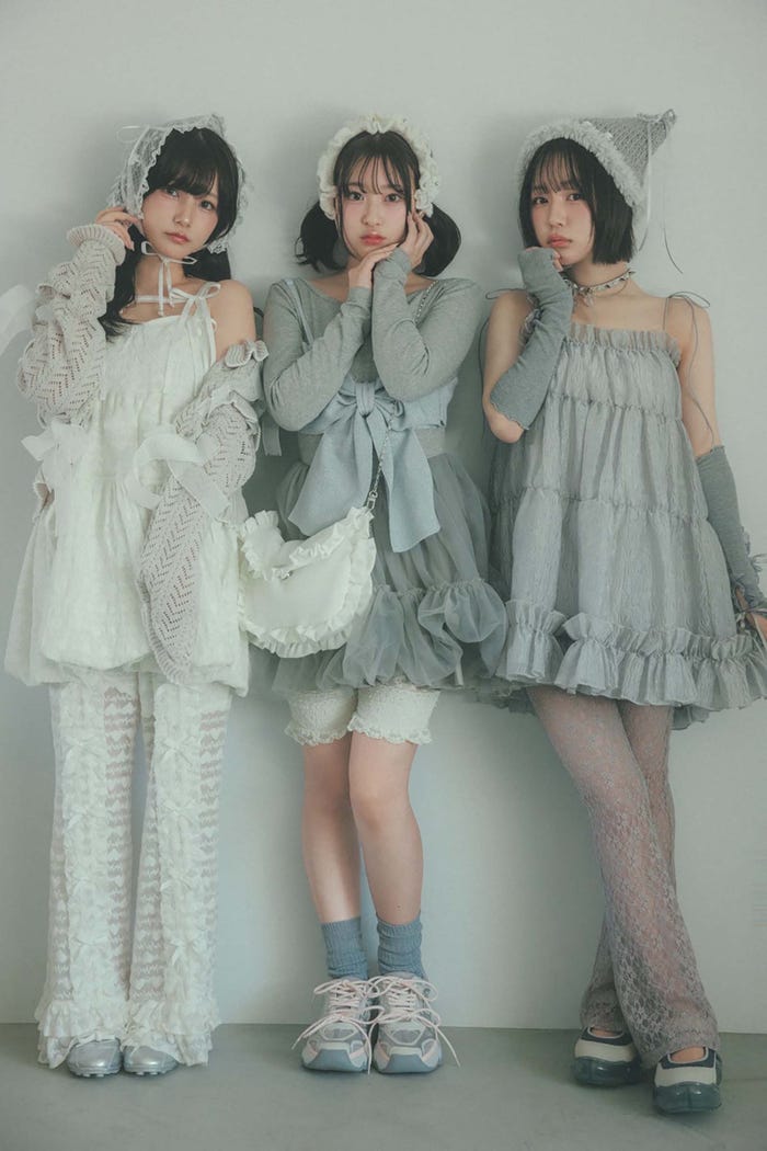 かす、桜庭遥花、なえなの(提供写真)