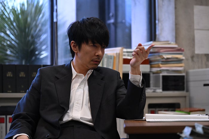 長谷川博己、7年ぶり日曜劇場へ向け入念な役作り　北村匠海ら若手から刺激も「得られるものがたくさん」＜「アンチヒーロー」インタビュー＞