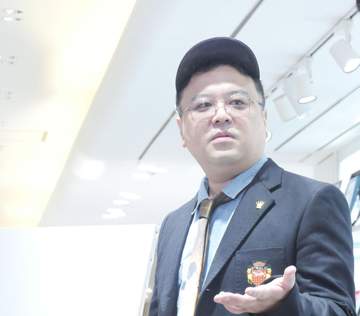 とろサーモン久保田の個展 最高販売額は衝撃の6660万円 封された中身は「芸能界の真実が隠されている」