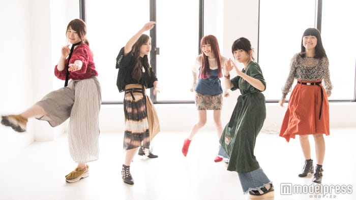Little Glee Monster(左から)かれん、MAYU、芹奈、manaka、アサヒ(C)モデルプレス