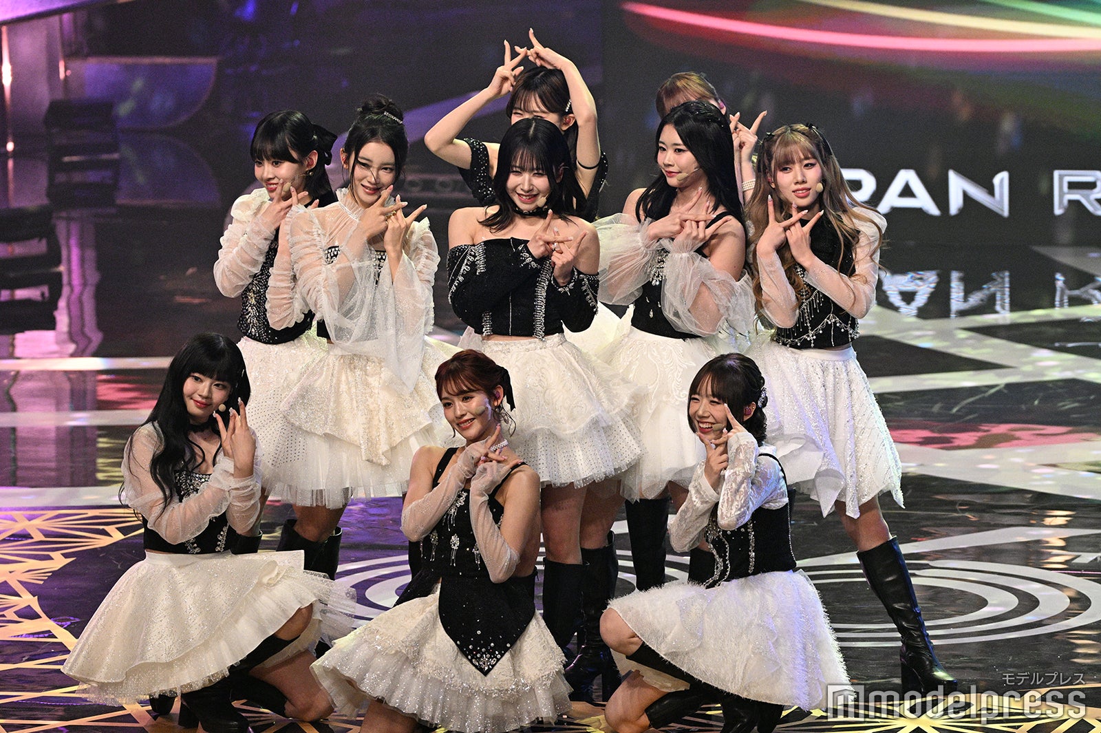 （C）モデルプレス