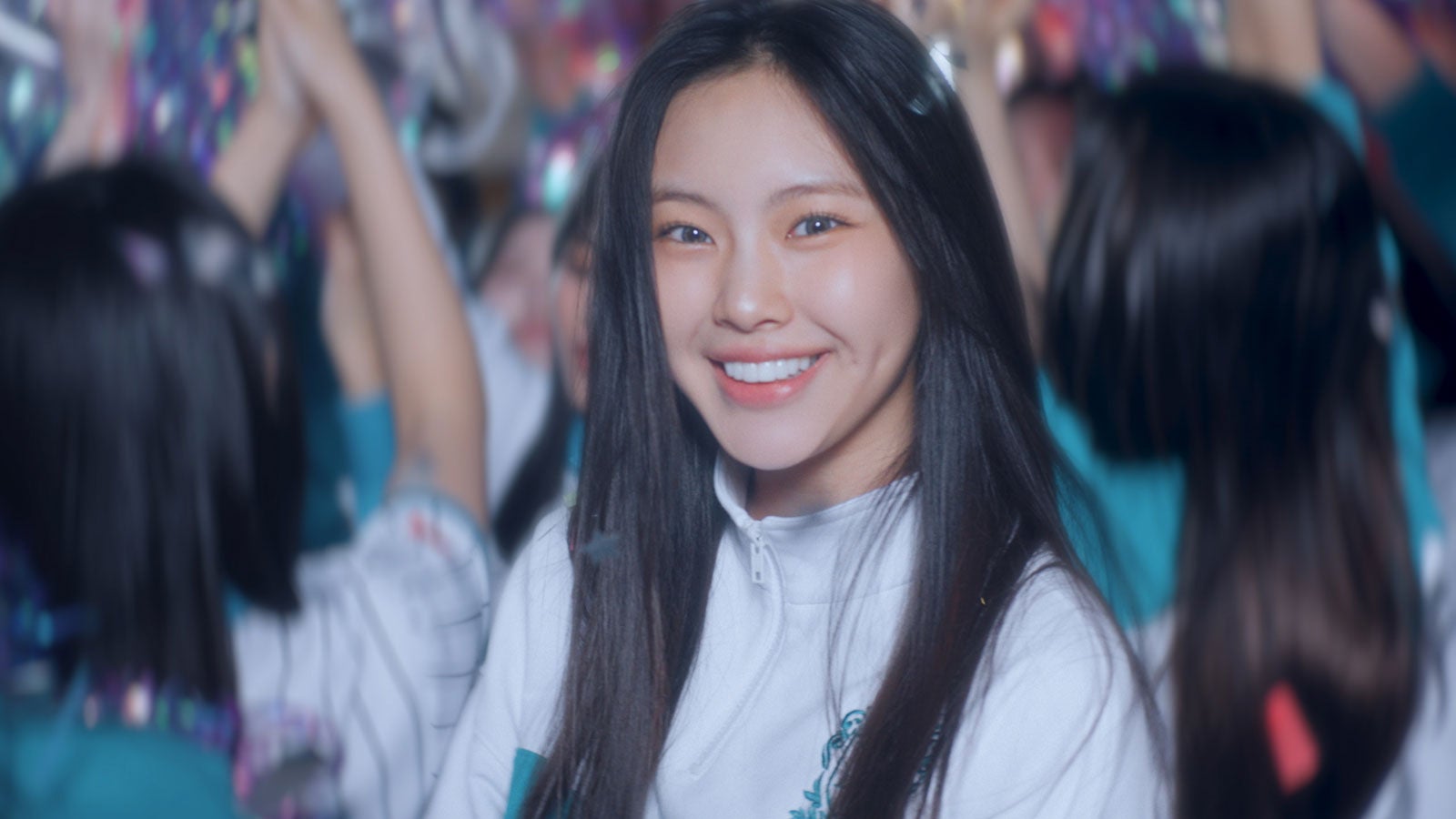 NewJeans／新テレビCM「体育祭」より（提供写真）