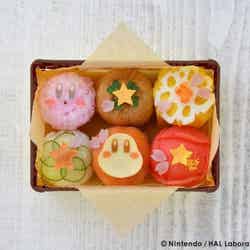 さくら舞う ころころてまり寿司 イートイン2,178円、テイクアウト2,138円(税込)/画像提供:ベネリック