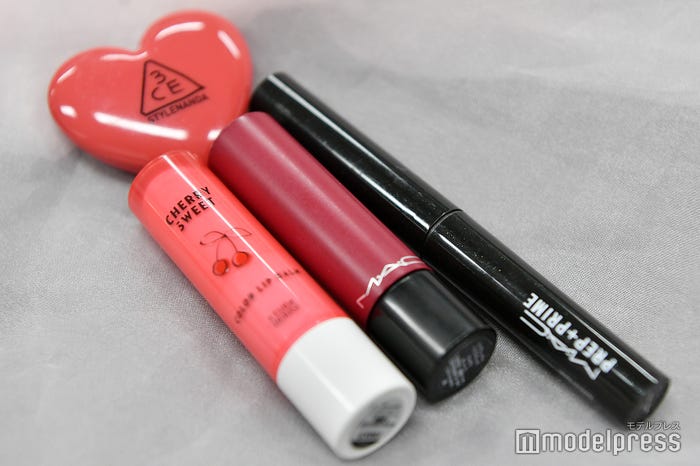 莉子(リコリコ)を作るリップは?(C)モデルプレス