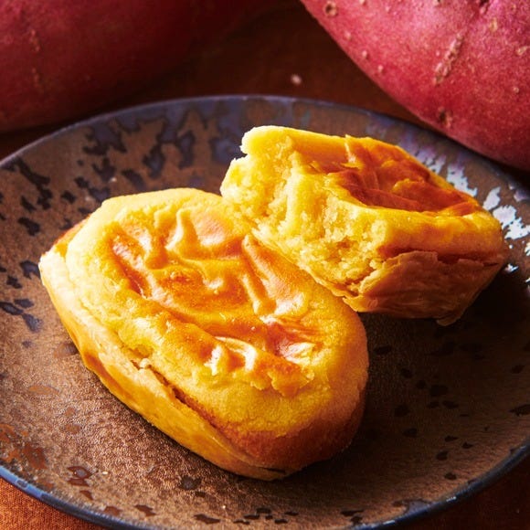 シャトレーゼ　120円スイーツ　九州産さつまいものスイートポテトパイ