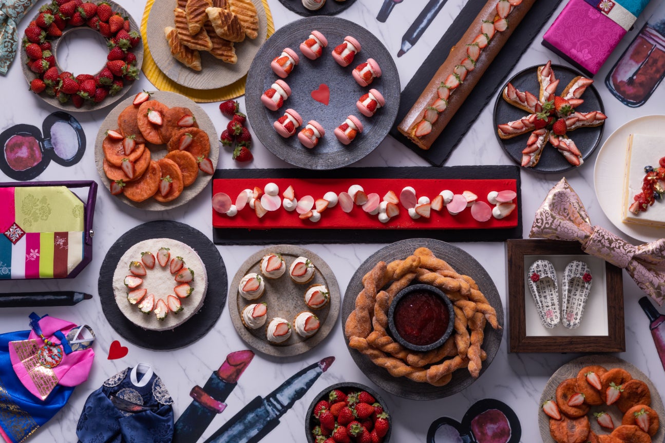 コンラッド大阪、韓国＆バリの味楽しむスイーツビュッフェ 月替わりで旅気分