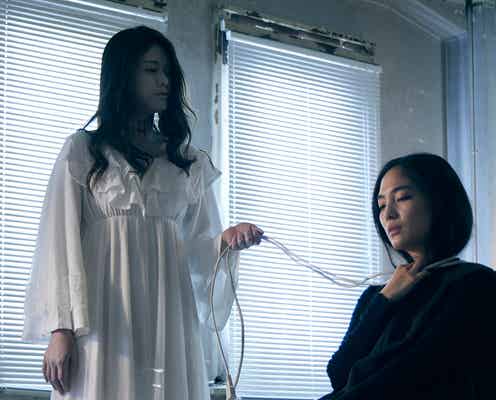 松村沙友理、ホラードラマ初出演で“怨霊役” 松本妃代とバトル<心霊内科医 稲生知性>