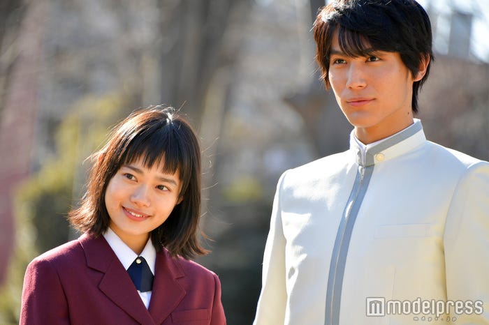 『花のち晴れ~花男 Next Season~』に出演する杉咲花、中川大志 (C)モデルプレス