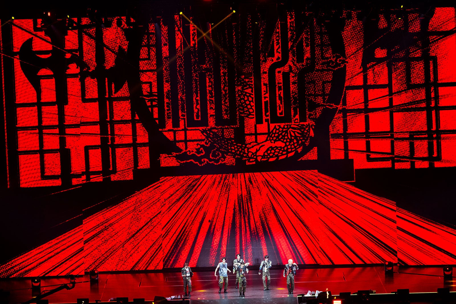 「NCT 127 4TH TOUR ’NEO CITY：JAPAN - THE MOMENTUM’」より（C）田中聖太郎写真事務所_Seitaro Tanaka Photo Office