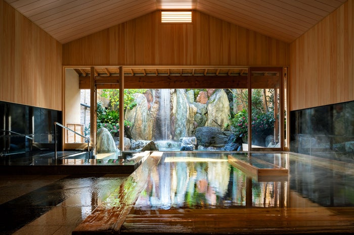 大浴場  内風呂／画像提供：星野リゾート