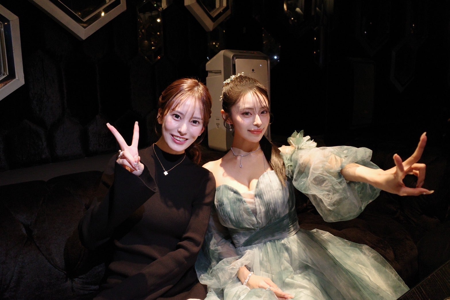 あんな、りの「FABRIC LOUNGE TOKYO」（提供写真）