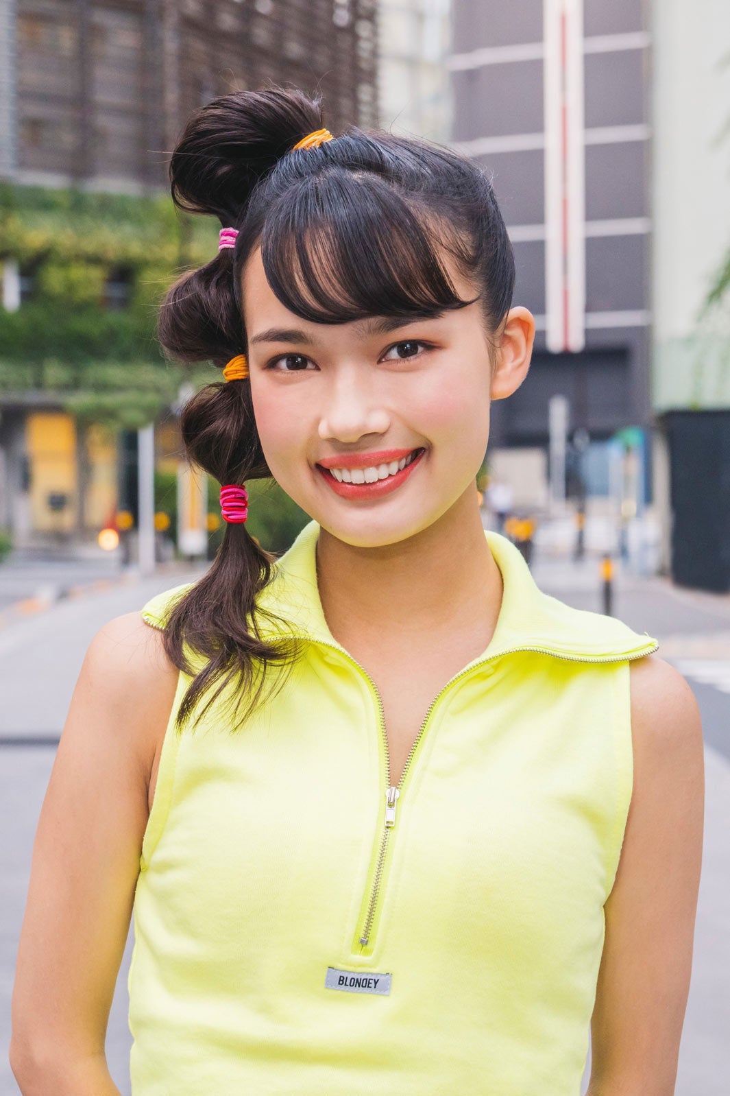 新井舞良（C）「恋と弾丸」製作委員会・MBS（C）箕野希望／小学館