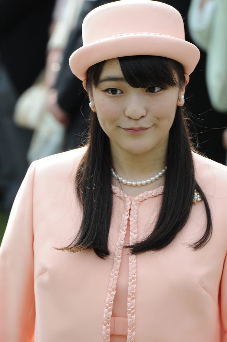 セクシーな女性皇族 画像3/8) 愛子さま・眞子さま・佳子さま“次世代プリンセス”の素顔とは？ファッションにも迫る - モデルプレス
