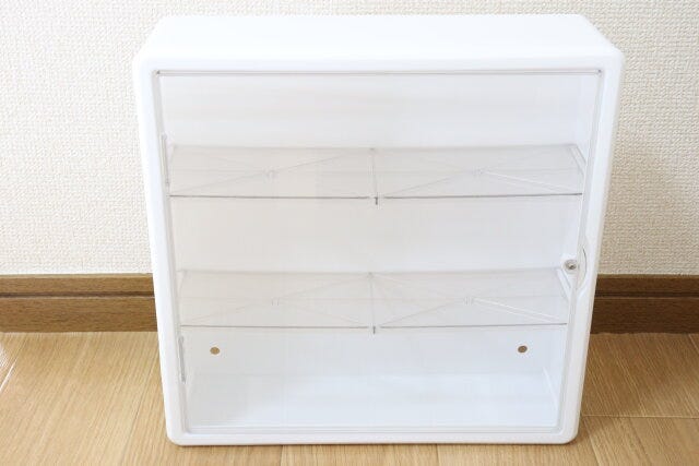 壁にもつけられるコレクションボックス（30cm×30cm×9cm）　デザイン