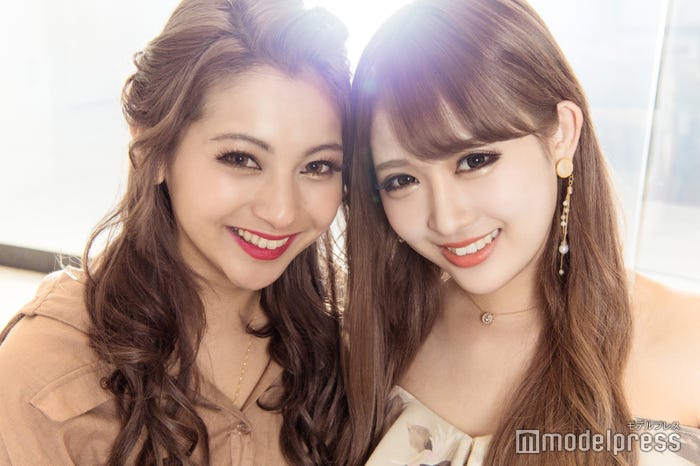 ゆきぽよ(木村有希)、もも(伊藤桃々) (C)モデルプレス