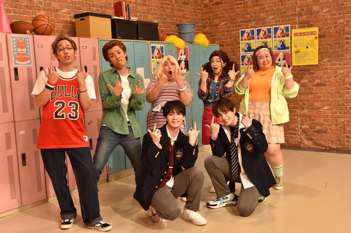 (前列左から)豆原一成、鶴房汐恩 (C)フジテレビ