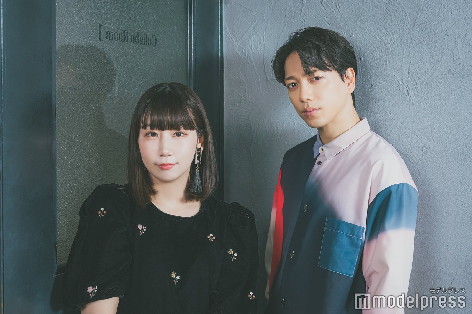 （左から）根本宗子、山崎育三郎（C）モデルプレス