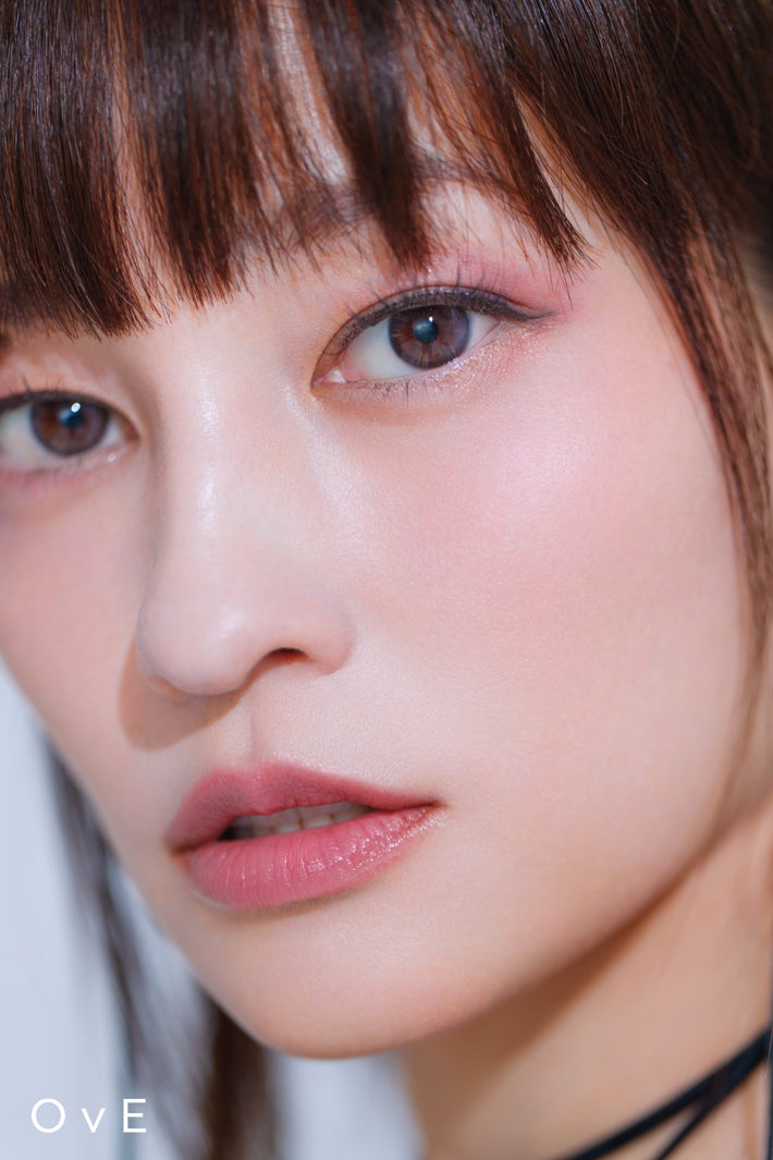 黒木メイサ（OvE N装着）