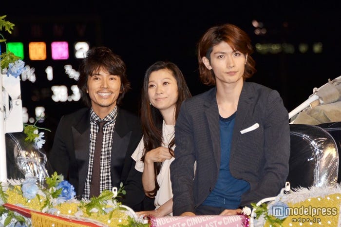 (左から)藤木直人、篠原涼子、三浦春馬