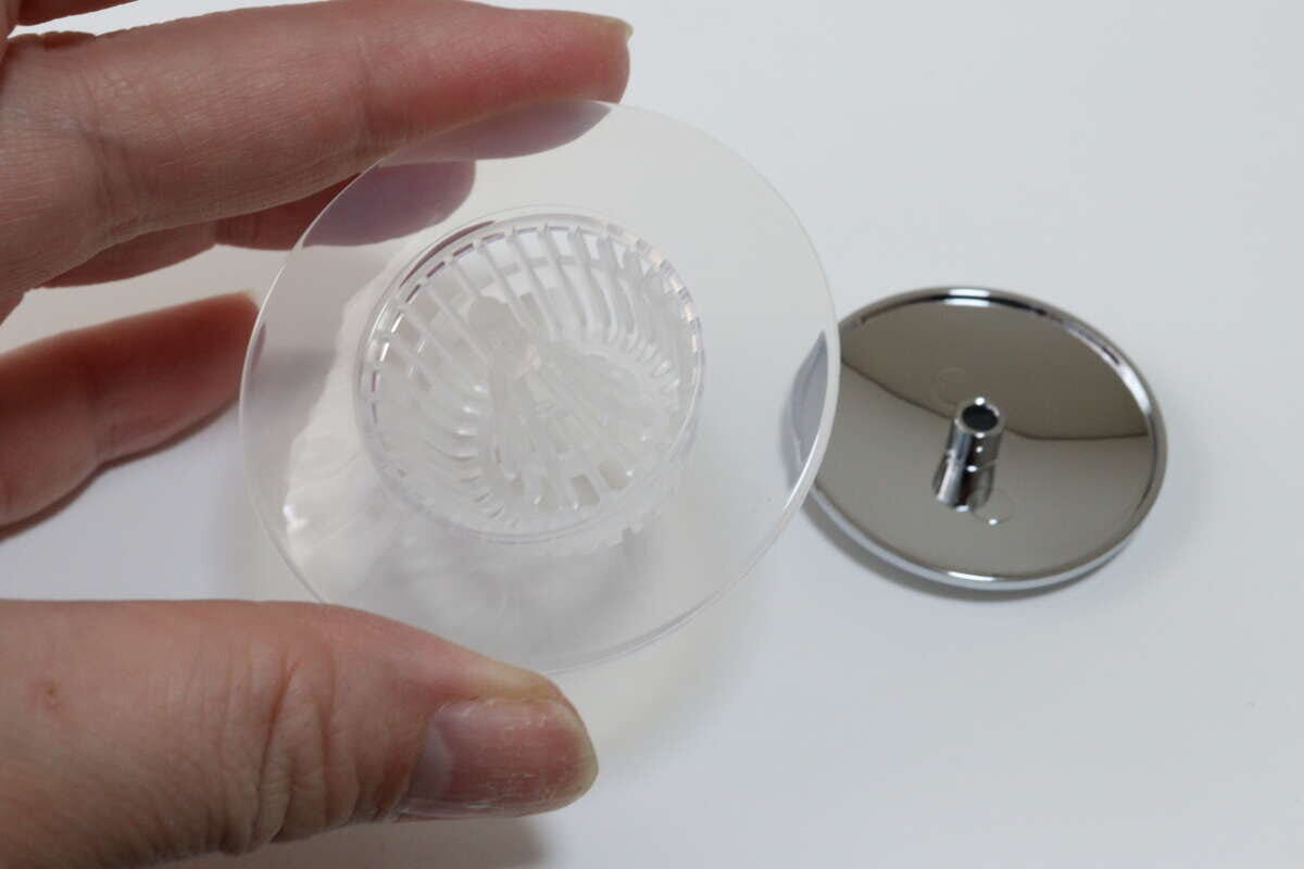 スイスイクリーン目隠しできる洗面台のゴミガード