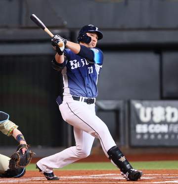 西武・林安可 リプレー検証で本塁打 一度はファウルの判定もホッ
