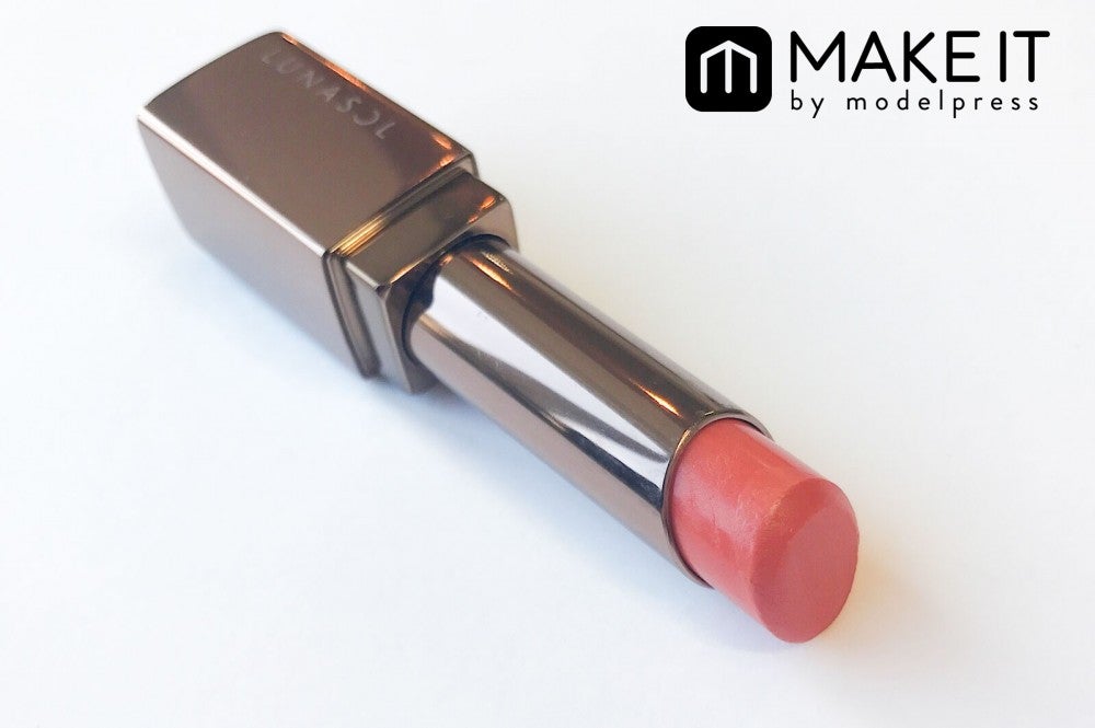  ルナソル／フルグラマーリップス／42ソフトベージュオレンジ／3,000円(税抜) (C)メイクイット