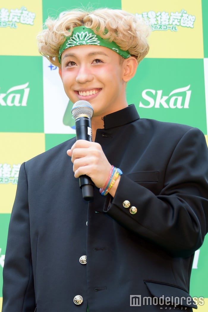 ビジネスキャラ疑惑に回答したりゅうちぇる(C)モデルプレス